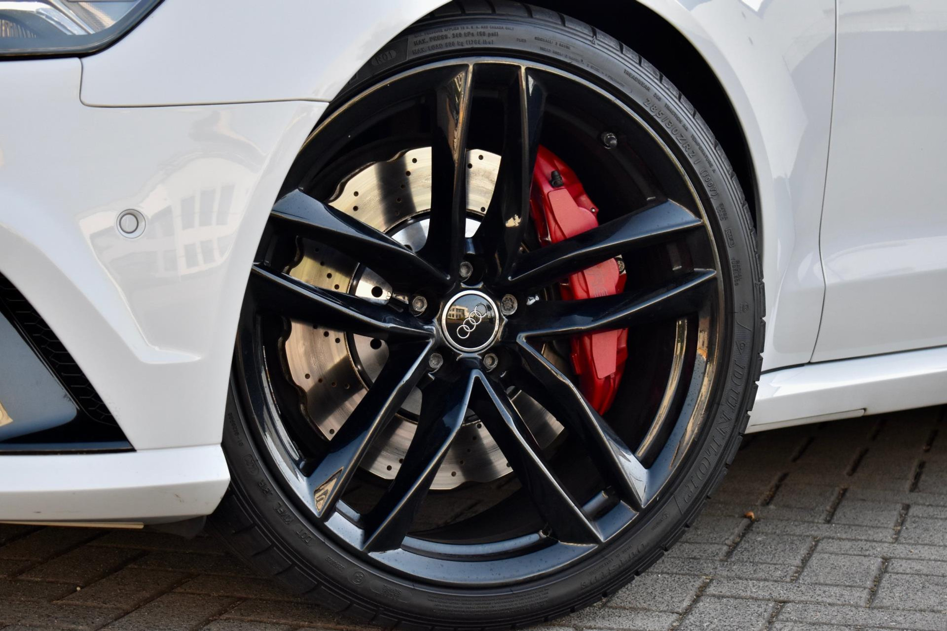 45827390-37.jpg